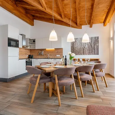 Tauern Mitterwirt 324 アパート ピーゼンドルフ